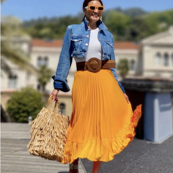 ZARA NWT PLEATED SKIRT ASYMMETRIC HEM - Picture 9 of 13